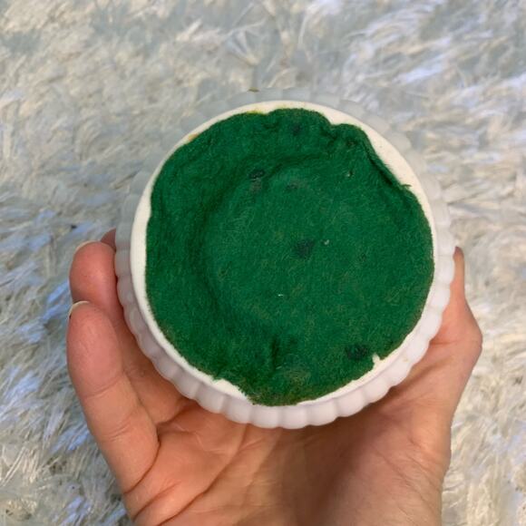 Vintage China Flower Hinge Top Sachet Trinket Box Silk Flower 4.5" diameter - Picture 4 of 6